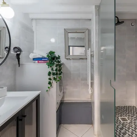 Le Theatre - Spacieux, Centre & Calme